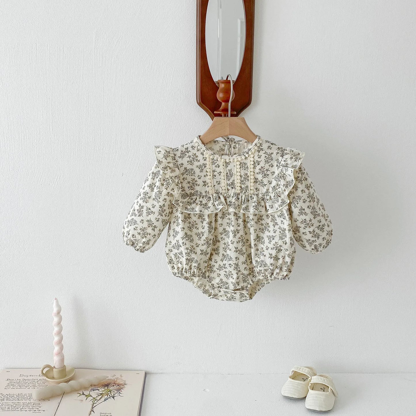 -ベビーロンパース 長袖フリルボディスーツ フラワー花柄プリント レース【mh0004930】 - mamahalo shop - 長袖ロンパース -  べビー服 - 子供服 - 男の子 - 女の子