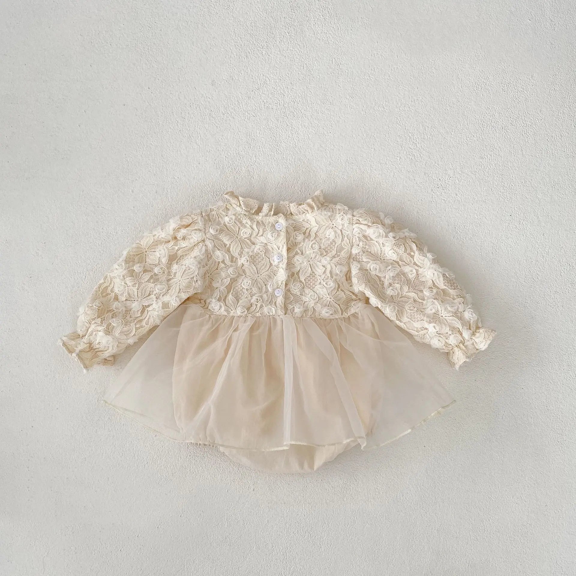 -ベビーロンパース スタンドフリルカラーチュチュスカートドッキング長袖ドレスロンパース アプリコット【mh0007114】 - mamahalo shop - 長袖ロンパース -  べビー服 - 子供服 - 男の子 - 女の子