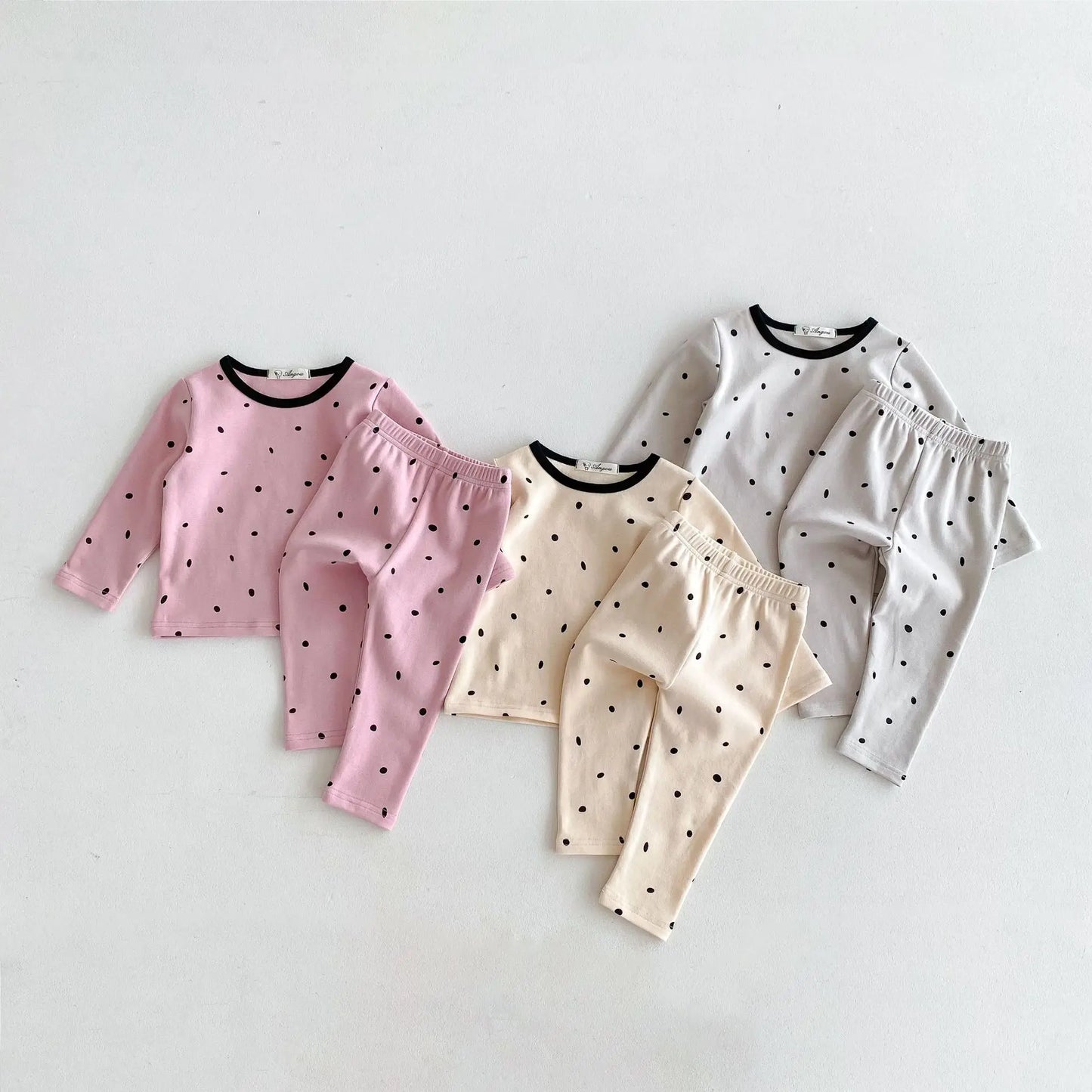 -キッズセットアップ 2点セット 長袖パジャマセット 長袖Tシャツ+ロングパンツ 水玉ドットプリント 3カラー【mh0006487】 - mamahalo shop - 長袖パジャマ -  べビー服 - 子供服 - 男の子 - 女の子