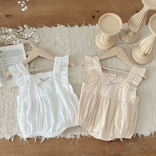 -ベビーロンパース フリル ノースリーブ リボンボディスーツ 2カラー【mh0006297】 - mamahalo shop - ノースリーブロンパース -  べビー服 - 子供服 - 男の子 - 女の子