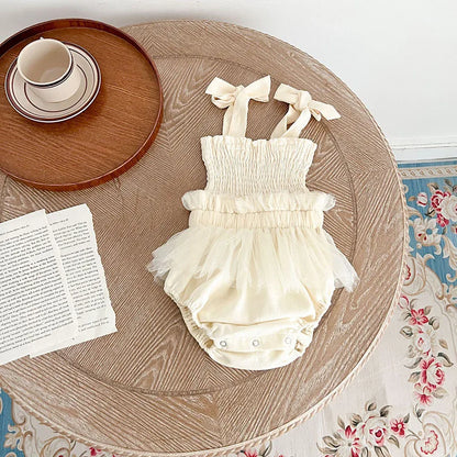 -ベビーロンパース キャミソールシャーリング チュチュチュールペプラムボディスーツ ベージュ【mh0006549】 - mamahalo shop - ノースリーブロンパース -  べビー服 - 子供服 - 男の子 - 女の子