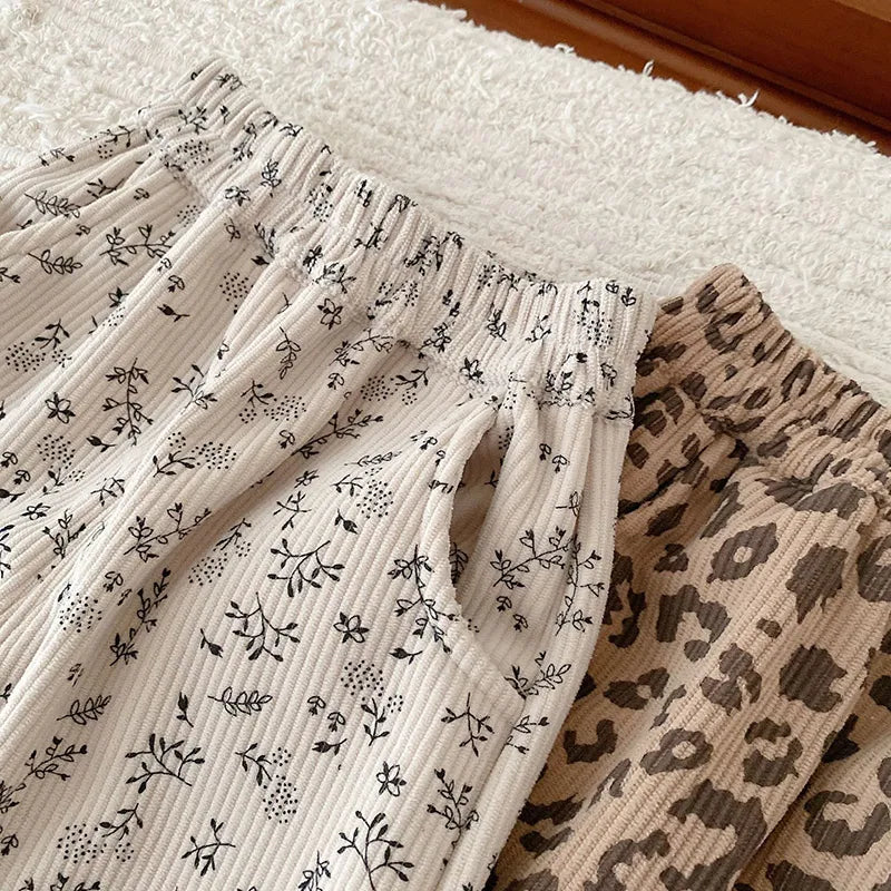 -キッズパンツ コーデュロイパンツ フラワー小花柄プリント裏フリースパンツ 2カラー - mamahalo shop - ロングパンツ・スウェットパンツ -  べビー服 - 子供服 - 男の子 - 女の子