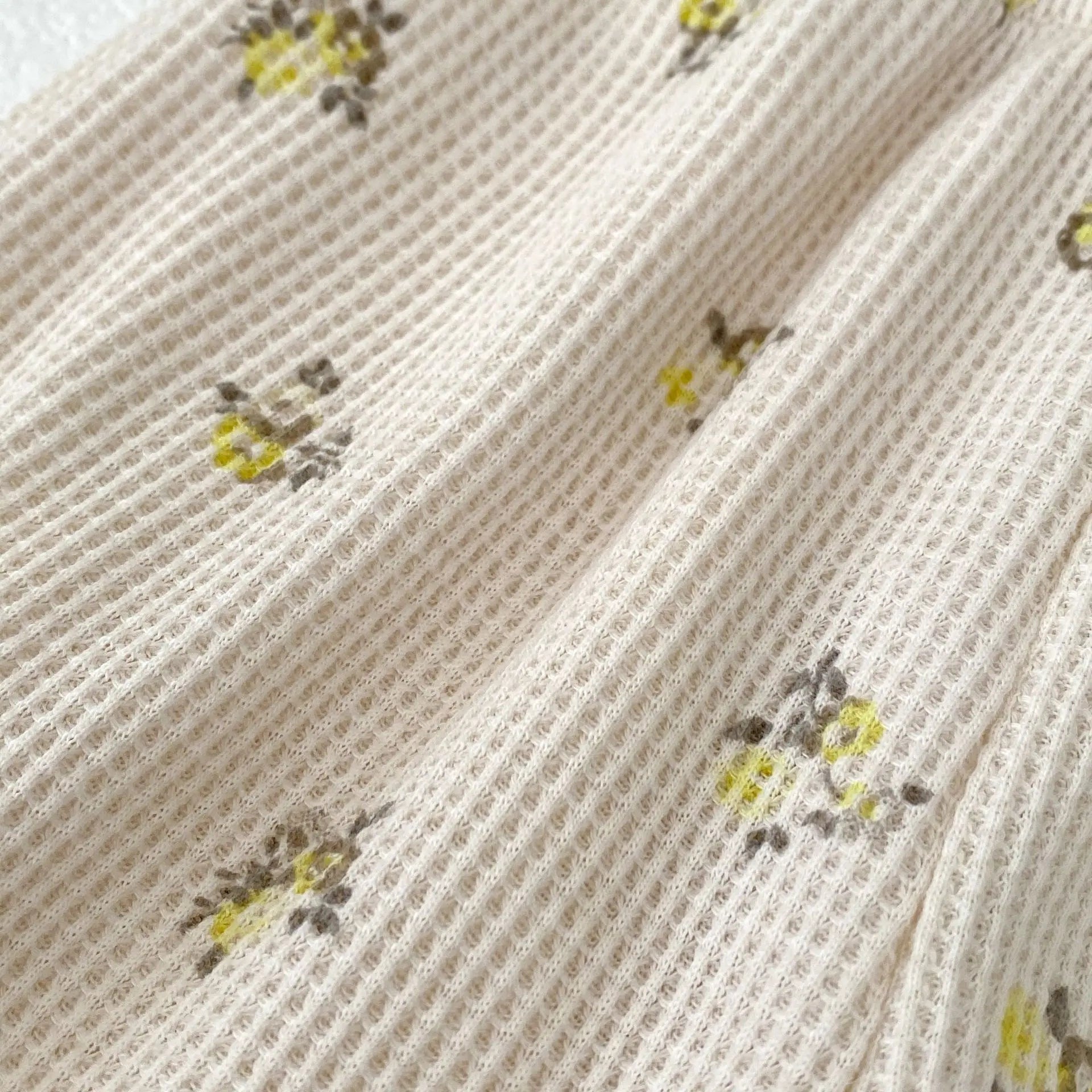 -ベビーパンツ ワッフル ルーズロングパンツ フラワー小花柄プリント 2カラー - mamahalo shop - ロングパンツ・スウェットパンツ -  べビー服 - 子供服 - 男の子 - 女の子