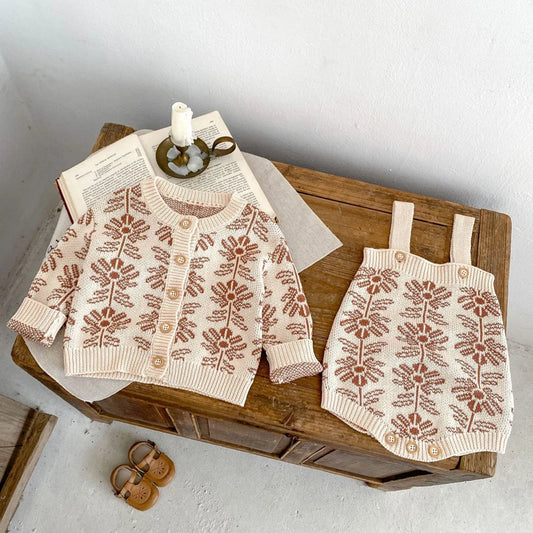 -ベビーカーディガン/ロンパース ボタニカル北欧風フラワー柄ニットジャケット/サスペンダーボディスーツ【mh0007037】 - mamahalo shop - ロンパースセットアップ -  べビー服 - 子供服 - 男の子 - 女の子