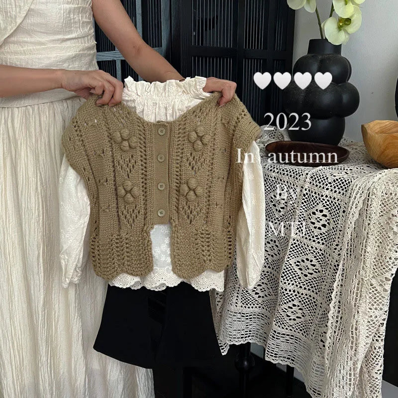 -キッズトップス 長袖ブラウス 刺繍レース シャーリング ドレスシャツ ベージュ - mamahalo shop - 長袖シャツ・ブラウス -  べビー服 - 子供服 - 男の子 - 女の子