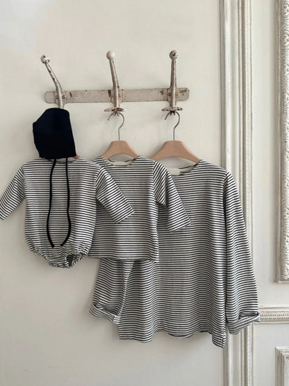 -ベビートップス ボーダー長袖シンプルTシャツ 2カラー - mamahalo shop - 長袖Tシャツ -  べビー服 - 子供服 - 男の子 - 女の子