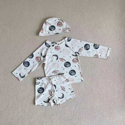 -ベビー キッズ 水着 ラッシュガード セパレート 長袖 トップス ショートパンツ 帽子 ボーイズ アニマル スペース 宇宙 スイムウェア【mh0002464】 - mamahalo shop - ベビー用水着 -  べビー服 - 子供服 - 男の子 - 女の子