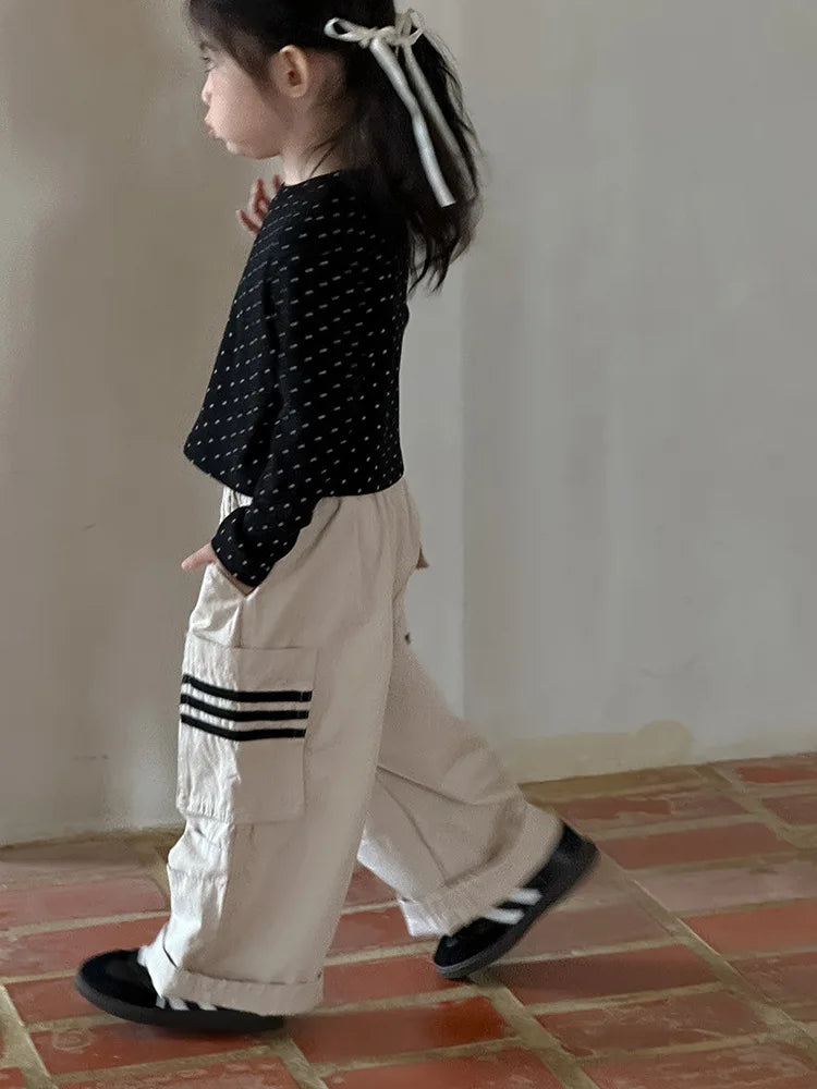 -キッズパンツ サイドラインポケットワイドカーゴパンツ 2カラー - mamahalo shop - ロングパンツ・スウェットパンツ -  べビー服 - 子供服 - 男の子 - 女の子