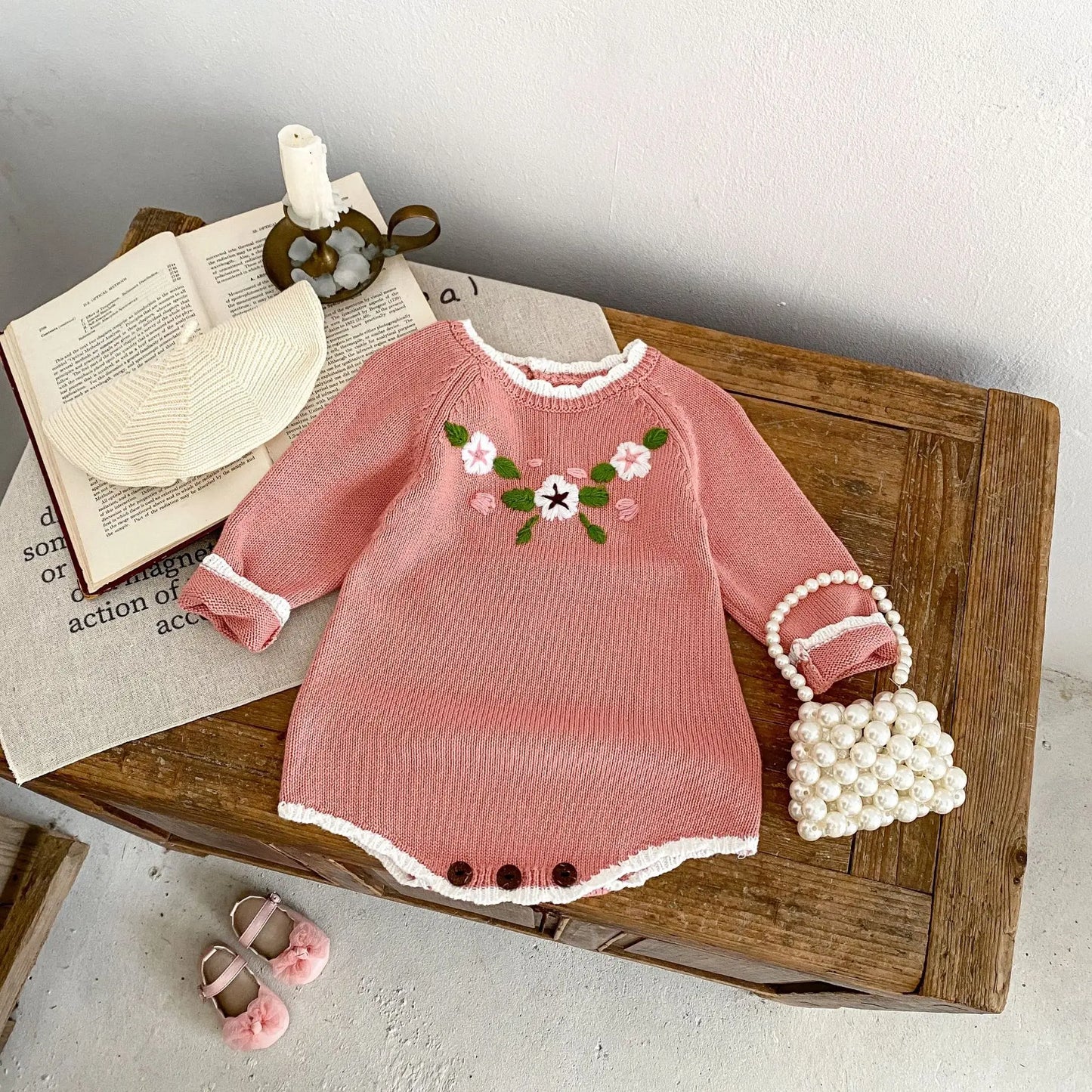 -ベビーロンパース ニット 長袖ボディスーツ フラワー花柄刺繍 ピンク【mh0006565】 - mamahalo shop - 長袖ロンパース -  べビー服 - 子供服 - 男の子 - 女の子