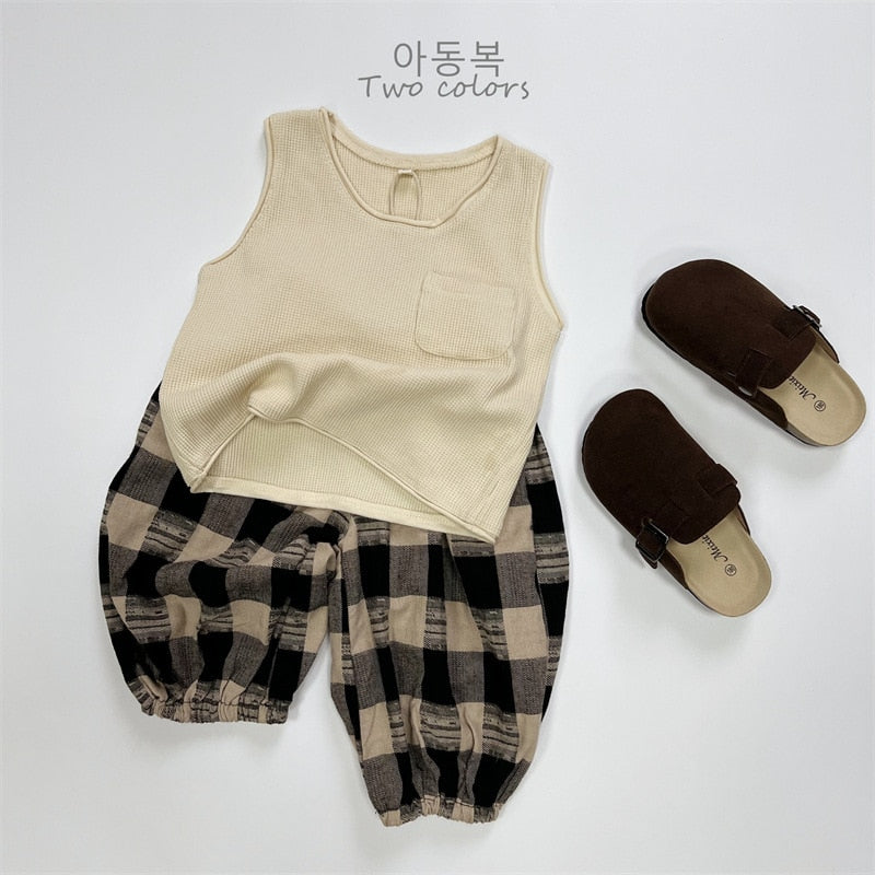 -キッズ ワッフル ポケット タンクトップ ノースリーブ Tシャツ ベージュ コーヒーブラウン ボーイズ【mh0002232】 - mamahalo shop - タンクトップ・キャミソール・ノースリーブトップス -  べビー服 - 子供服 - 男の子 - 女の子
