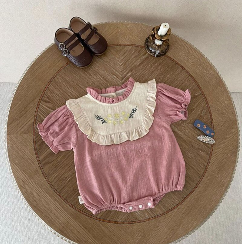 -ベビー フラワー 刺繍 フリルビブ 半袖 ロンパース ピンク ネイビー ガールズ【mh0002042】 - mamahalo shop - 半袖ロンパース -  べビー服 - 子供服 - 男の子 - 女の子