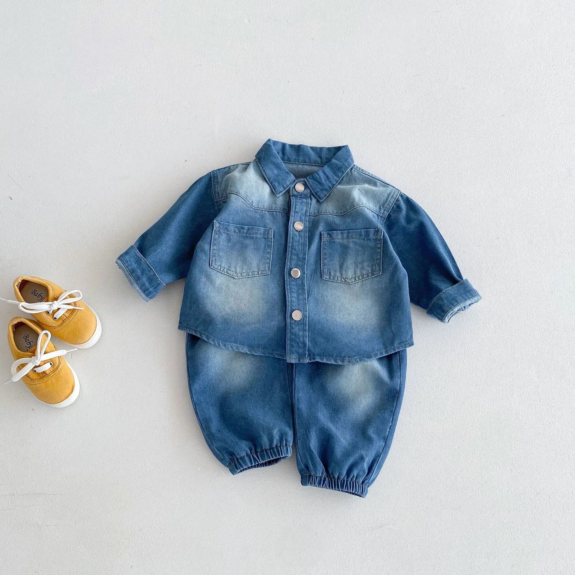 -キッズセットアップ 2点セット デニム 長袖シャツ+ロングルーズパンツ ブルー【mh0006669】 - mamahalo shop - 長袖セットアップ -  べビー服 - 子供服 - 男の子 - 女の子