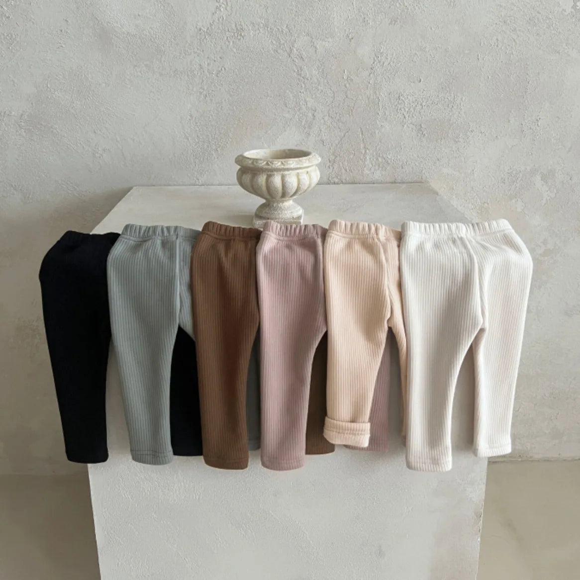 -ベビーレギンス シンプル ベーシックパンツ レギンスパンツ 裏フリース ユニセックス 男の子 女の子 子供服 - mamahalo shop - レギンスパンツ -  べビー服 - 子供服 - 男の子 - 女の子