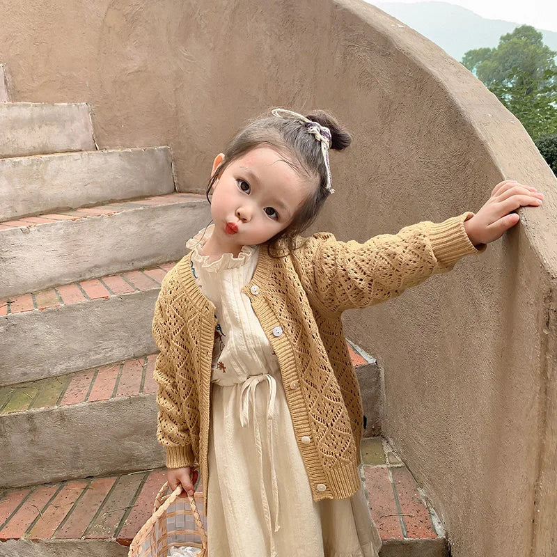 -# キッズ フラワー 刺繍 エプロン ワンピース【mh0003521】 - mamahalo shop - 長袖ワンピース -  べビー服 - 子供服 - 男の子 - 女の子