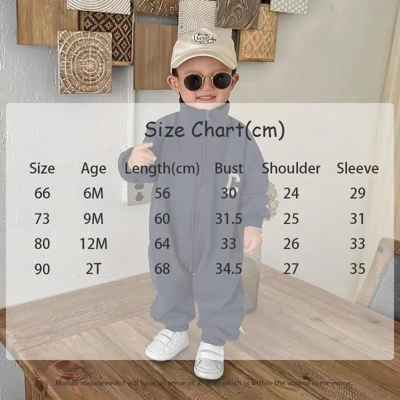 -ベビージャンプスーツ 長袖つなぎ 襟付き ジップアップ レターロゴ 2カラー【mh0006447】 - mamahalo shop - 長袖ジャンプスーツ -  べビー服 - 子供服 - 男の子 - 女の子