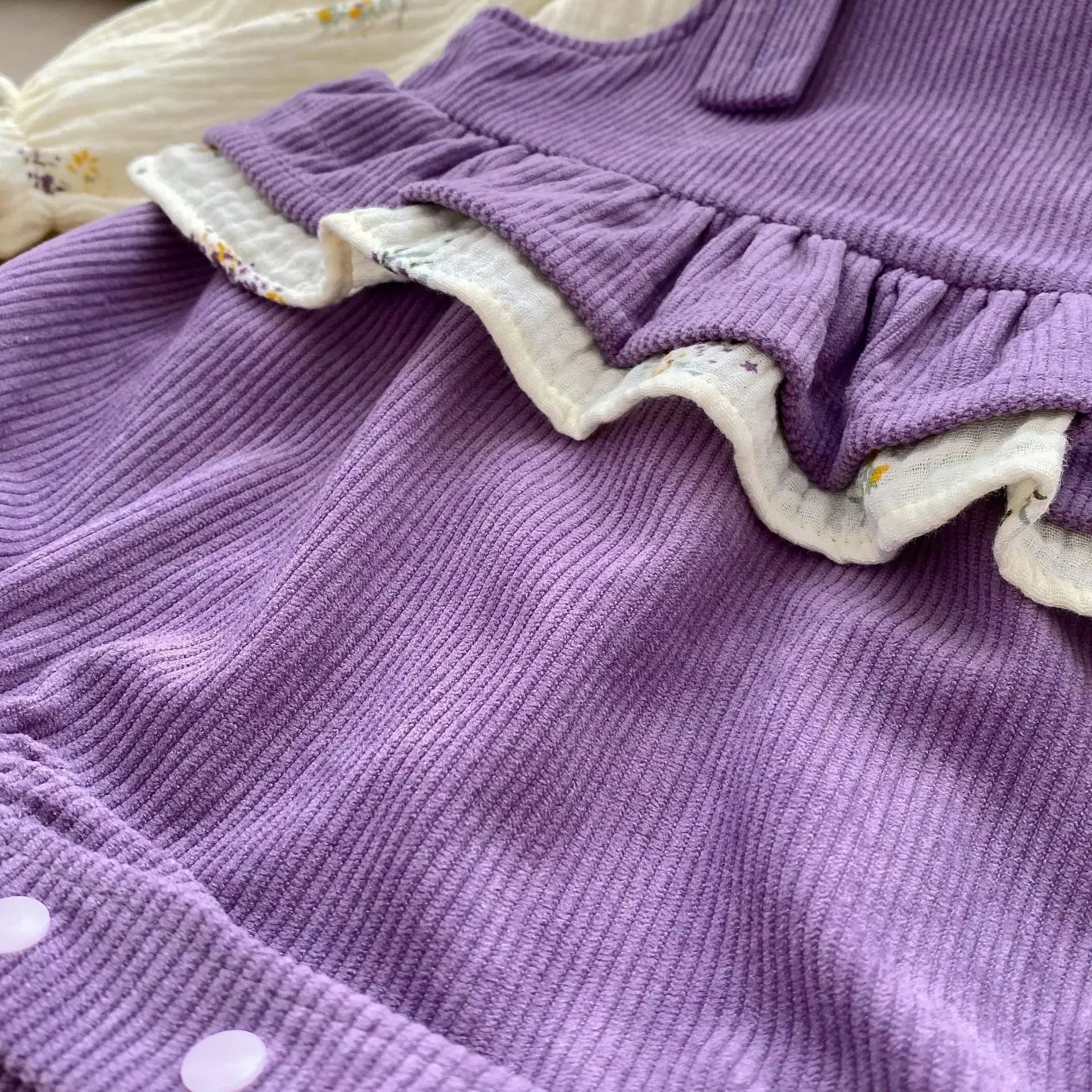 -ベビートップス/ロンパース フラワープリントラッフル襟長袖ブラウス/フリルサスペンダーボディスーツ - mamahalo shop - ロンパースセットアップ -  べビー服 - 子供服 - 男の子 - 女の子