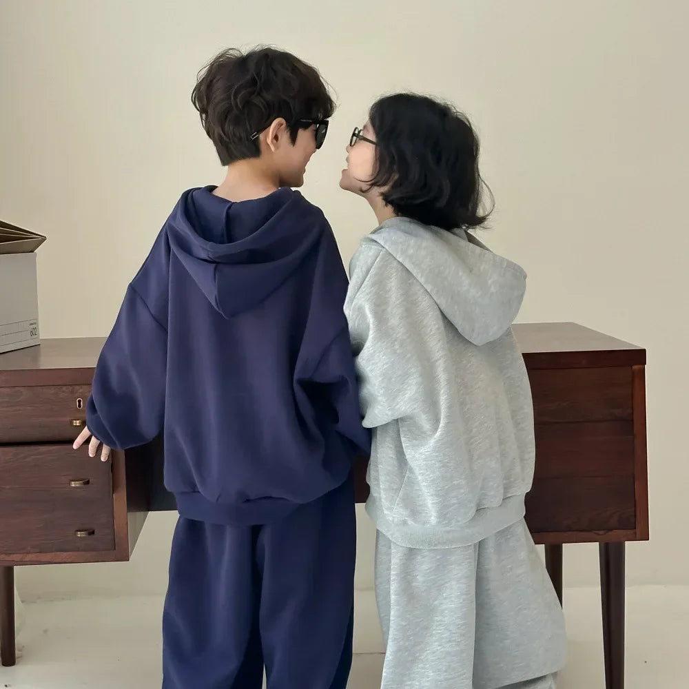 -キッズセットアップ 2点セット レターロゴプリントスウェットフーディパーカー+スウェットパンツ 2カラー - mamahalo shop - 長袖セットアップ -  べビー服 - 子供服 - 男の子 - 女の子