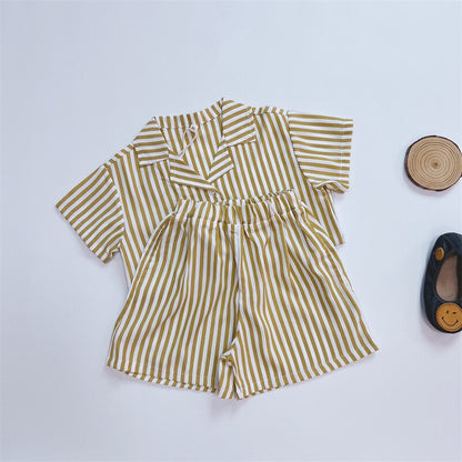 -キッズ ストライプ セットアップ 半袖 オープンカラー シャツ ショートパンツ イエロー ボーイズ - mamahalo shop - 半袖セットアップ -  べビー服 - 子供服 - 男の子 - 女の子