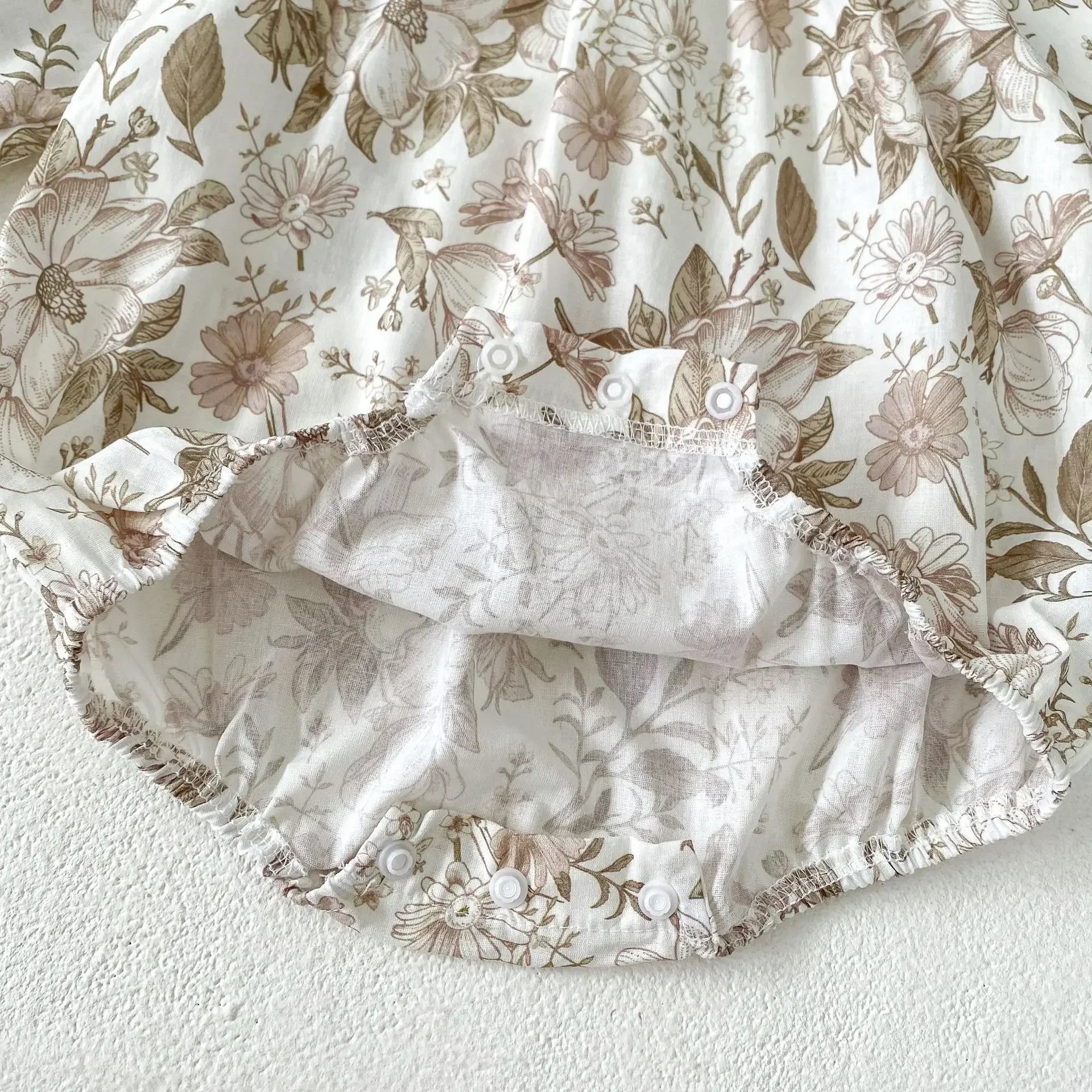 -ベビーロンパース ボタニカルフラワープリント長袖ボディスーツ【mh0007098】 - mamahalo shop - 長袖ロンパース -  べビー服 - 子供服 - 男の子 - 女の子