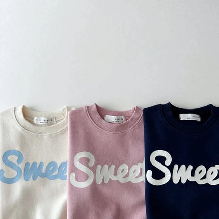 キッズトップス Sweetレターロゴプリント長袖スウェットシャツ 3カラー - mamahalo shop - トレーナー・フーディ -  べビー服 - 子供服 - 男の子 - 女の子