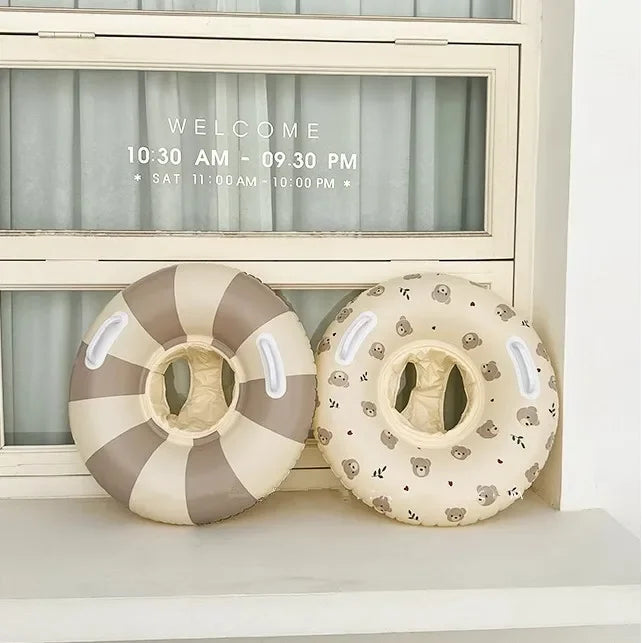 -浮き輪 水遊び ベビーフロート 足入れつき 4デザイン【mh0005931】 - mamahalo shop - ベビーキッズその他アクセサリー -  べビー服 - 子供服 - 男の子 - 女の子