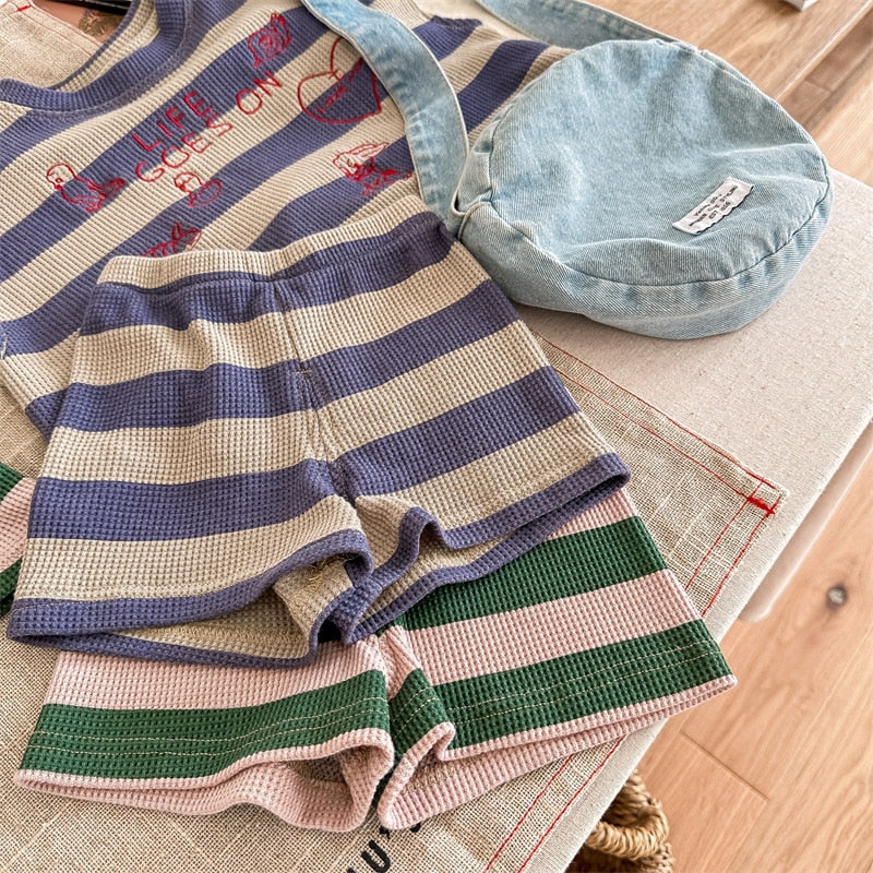 -キッズ ボーダー セットアップ レターロゴ 刺繍 ノースリーブ ルーズ Tシャツ ショートパンツ グリーン ブルー ボーイズ - mamahalo shop - 半袖セットアップ -  べビー服 - 子供服 - 男の子 - 女の子