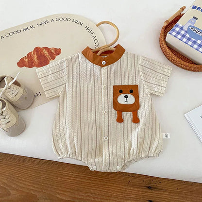 -ベビーロンパース 半袖ボディスーツ ノーカラーシャツ ベアくまポケット ストライプ【mh0006166】 - mamahalo shop - 半袖ロンパース -  べビー服 - 子供服 - 男の子 - 女の子