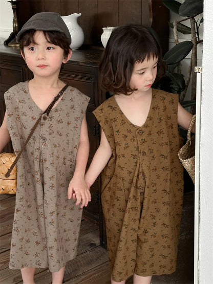 -キッズジャンプスーツ ノースリーブルーズショートつなぎ フラワー花柄プリント 2カラー【mh0006012】 - mamahalo shop - ノースリーブジャンプスーツ -  べビー服 - 子供服 - 男の子 - 女の子