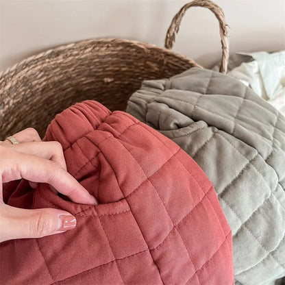 -キッズパンツ キルティング 厚手パンツ アウターパンツ レッド グリーン 2カラー ユニセックス 男の子 女の子 子供服 - mamahalo shop - ロングパンツ・スウェットパンツ -  べビー服 - 子供服 - 男の子 - 女の子