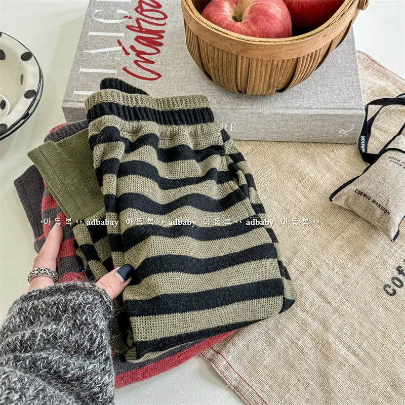 -キッズパンツ ボーダー スウェットパンツ ジョガーパンツ 2カラー【mh0004837】 - mamahalo shop - ロングパンツ・スウェットパンツ -  べビー服 - 子供服 - 男の子 - 女の子