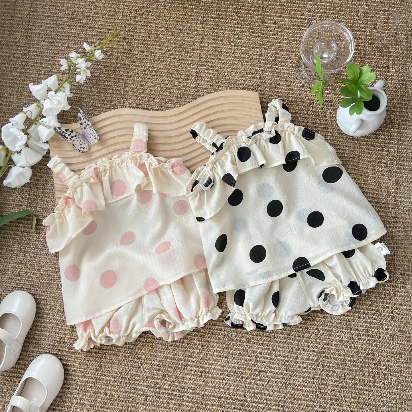 -ベビーセットアップ 2点セット キャミソールチュニックブラウス+フリルショートパンツ 水玉コインドットプリント 2カラー【mh0006198】 - mamahalo shop - ノースリーブセットアップ -  べビー服 - 子供服 - 男の子 - 女の子