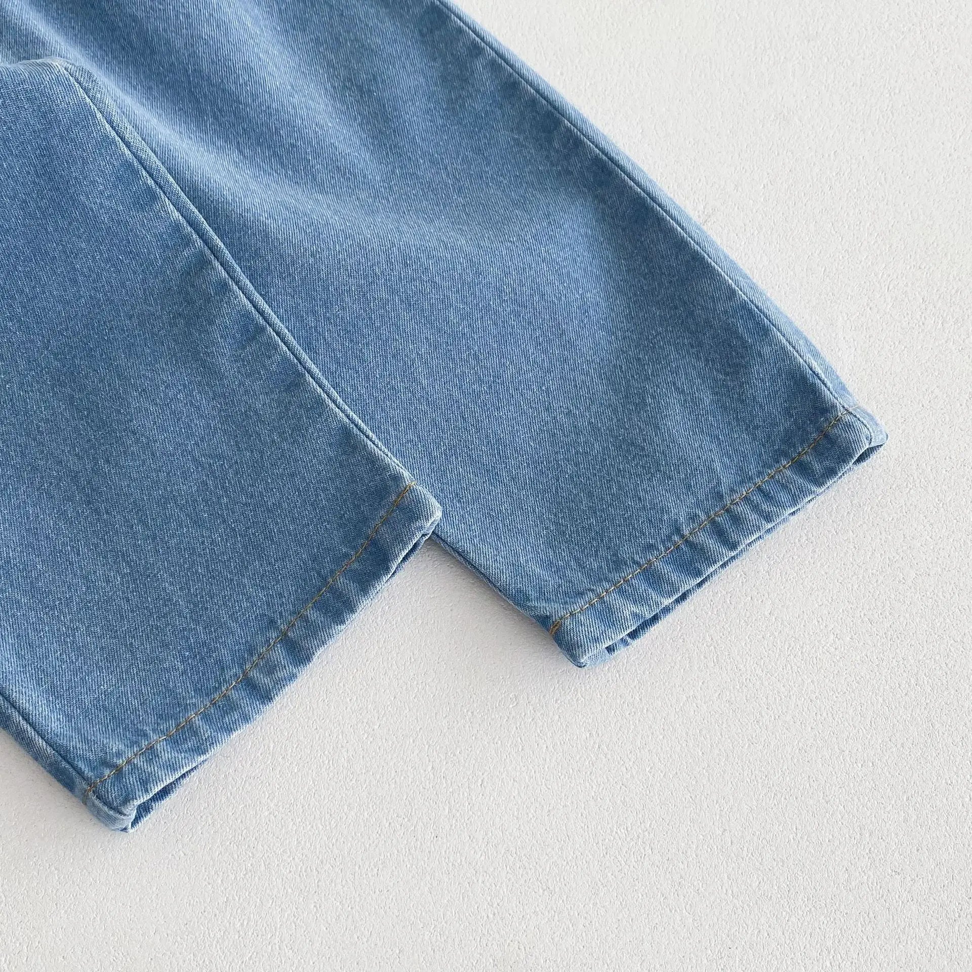 -キッズパンツ シンプルベーシックデニムパンツ ジーンズ 2カラー【mh0006826】 - mamahalo shop - デニムパンツ -  べビー服 - 子供服 - 男の子 - 女の子