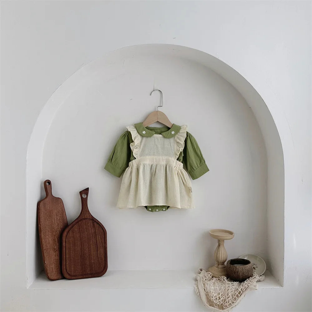 -ベビーロンパース/エプロンドレス フラワー刺繍ワンポイント襟長袖ボディスーツ/フリル重ね着エプロンワンピース - mamahalo shop - ロンパースセットアップ -  べビー服 - 子供服 - 男の子 - 女の子