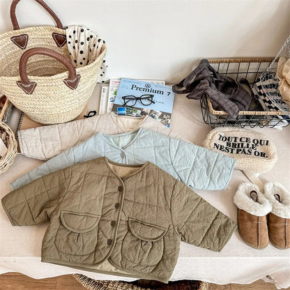 -キッズ キルティングジャケット ショートコート ジャンパー ベージュ スカイブルー アーミーグリーン 3カラー ユニセックス 男の子 女の子 子供服 - mamahalo shop - ショートコート・ジャケット・ジャンパー -  べビー服 - 子供服 - 男の子 - 女の子