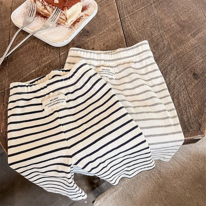 -キッズ ボーダー ハーフ レギンス パンツ グレー ブラック ユニセックス【mh0002109】 - mamahalo shop - レギンスパンツ -  べビー服 - 子供服 - 男の子 - 女の子