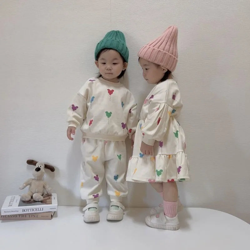 -キッズセットアップ 2点セット 長袖スウェットシャツ ロングパンツ 長袖ワンピース カラフルミッキーバルーンプリント リンクコーデ  姉妹兄弟 お揃いコーデ【mh0003844】 - mamahalo shop - 長袖セットアップ -  べビー服 - 子供服 - 男の子 - 女の子
