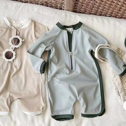 -キッズ 水着 無地 バイカラー 長袖 半袖 つなぎ ワンピース ラッシュガード スイムウェア 2カラー ボーイズ【mh0002221】 - mamahalo shop - ベビー用水着 -  べビー服 - 子供服 - 男の子 - 女の子