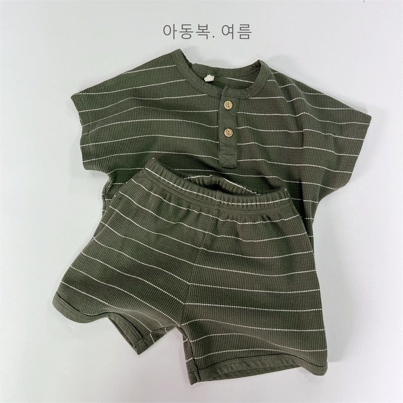 -キッズ ボーダー セットアップ 半袖 Tシャツ ショートパンツ ベージュ アーミーグリーン ボーイズ - mamahalo shop - 半袖セットアップ -  べビー服 - 子供服 - 男の子 - 女の子