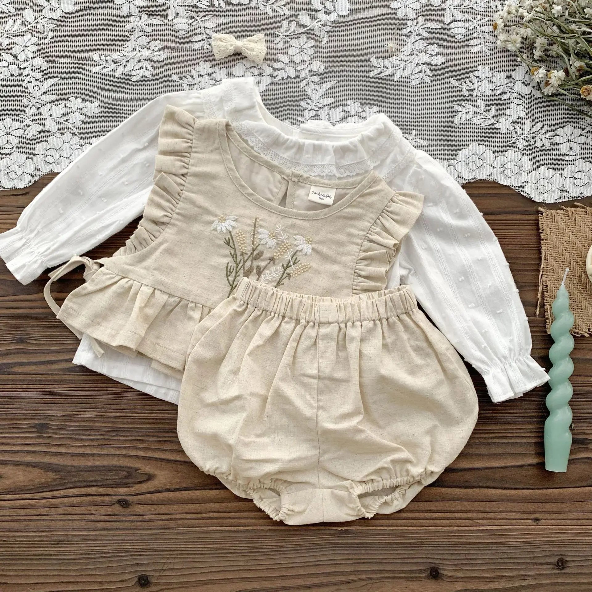 -ベビーキッズトップス 長袖チュニックブラウス フリル襟 フラワープリント 無地【mh0004450】 - mamahalo shop - 長袖シャツ・ブラウス -  べビー服 - 子供服 - 男の子 - 女の子