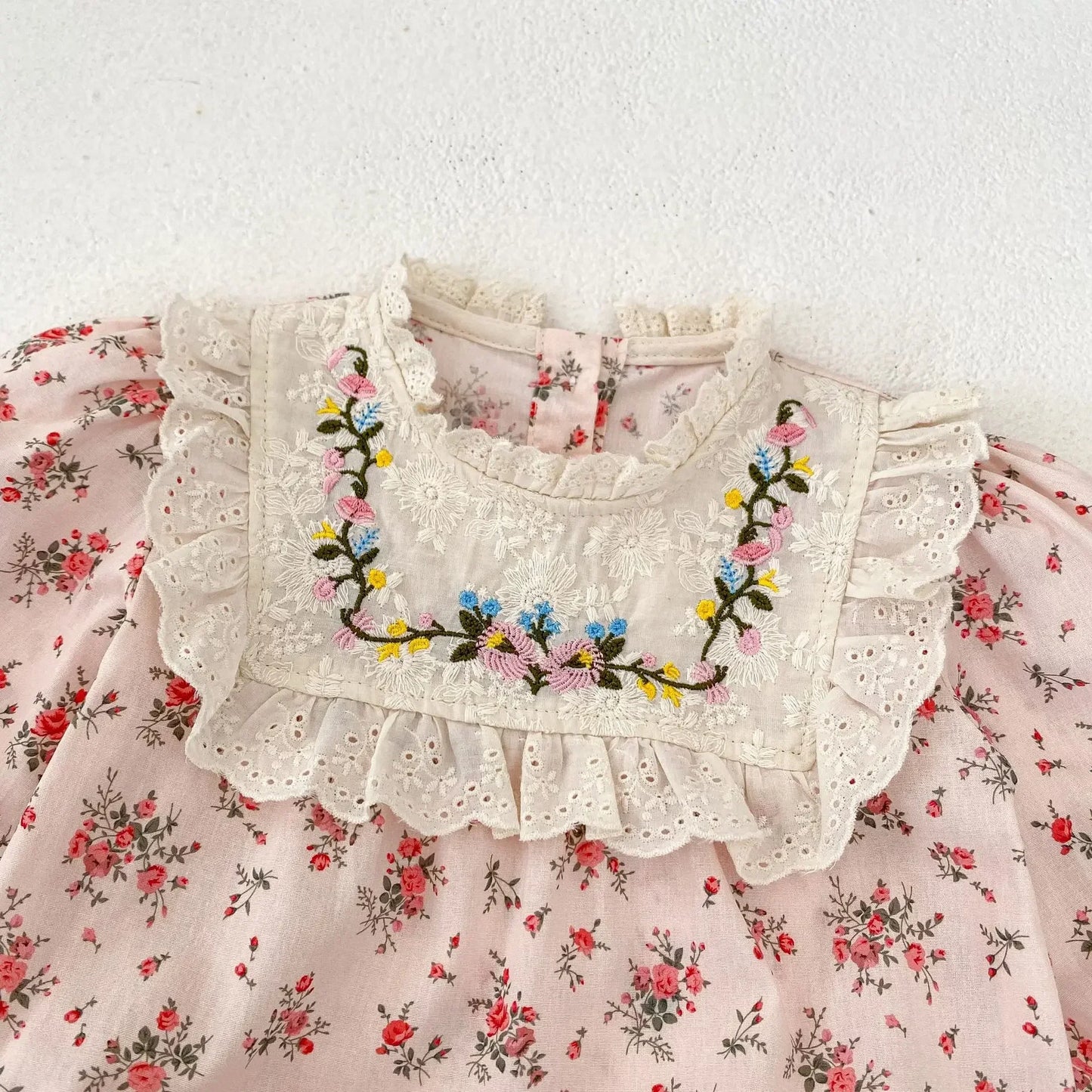 -ベビーロンパース フラワープリント刺繍長袖ボディスーツ ピンク【mh0007383】 - mamahalo shop - 長袖ロンパース -  べビー服 - 子供服 - 男の子 - 女の子