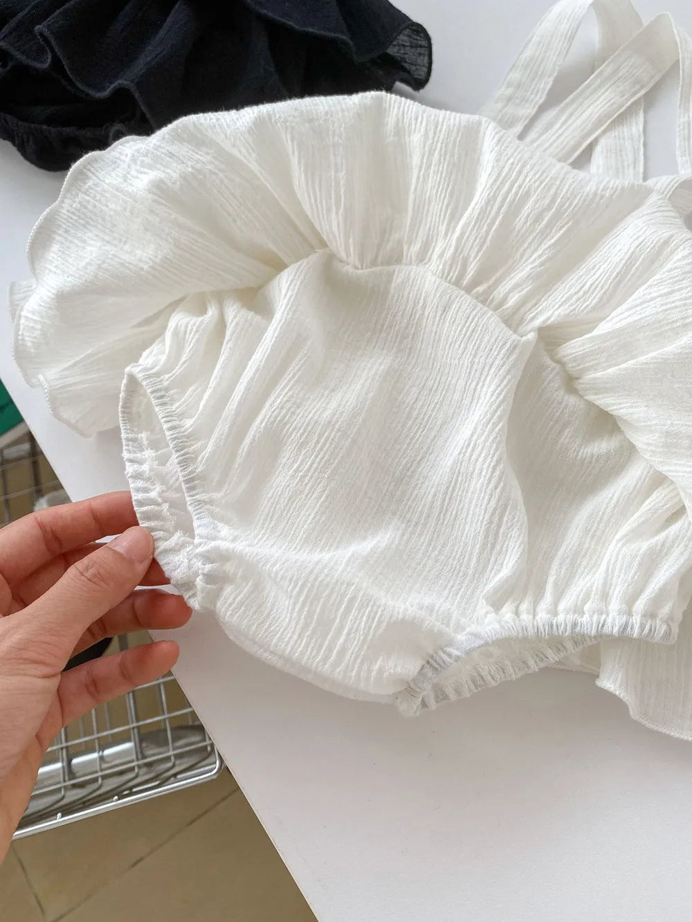 -ベビーサスペンダーブルマ フリルケーキスカート ストラップブルマパンツ ブラック/ホワイト/2カラー - mamahalo shop - ブルマパンツ -  べビー服 - 子供服 - 男の子 - 女の子