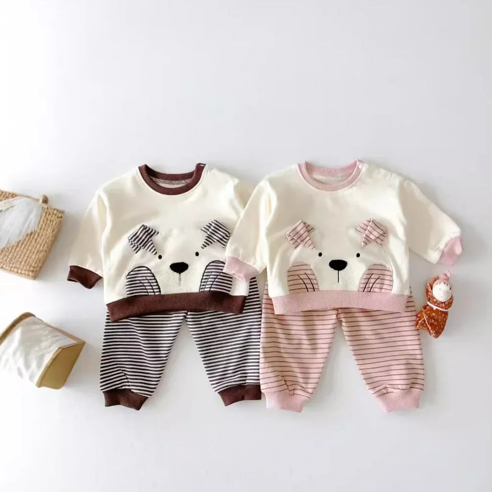 -ベビーキッズセットアップ 2点セット ベアくまアップリケ長袖Tシャツ+ボーダーロングパンツ 2カラー - mamahalo shop - 長袖セットアップ -  べビー服 - 子供服 - 男の子 - 女の子