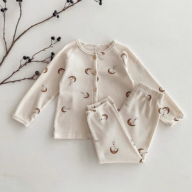 -キッズパジャマセット りんご 幾何学プリント柄 ワッフル 長袖ルームウェア【mh0003575】 - mamahalo shop - 長袖パジャマ -  べビー服 - 子供服 - 男の子 - 女の子