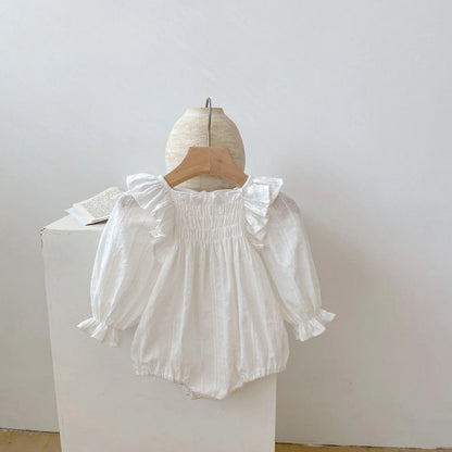 -ベビーロンパース 長袖ボディスーツ ショルダーフリル ホワイト【mh0004787】 - mamahalo shop - 長袖ロンパース -  べビー服 - 子供服 - 男の子 - 女の子