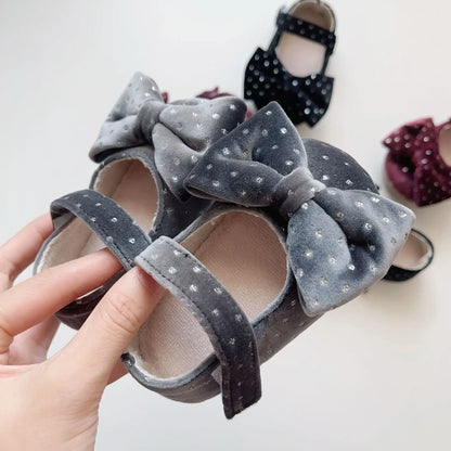 -ベビーシューズ パフリボンベルベットフラットバレエシューズ ファーストシューズ 靴 - mamahalo shop - ベビー用靴 -  べビー服 - 子供服 - 男の子 - 女の子