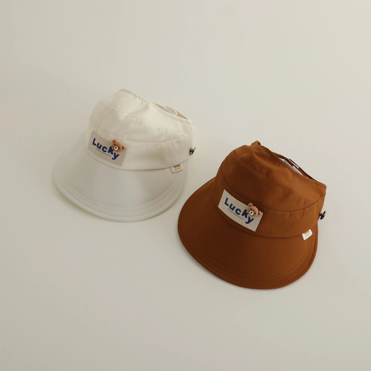 -キッズ帽子 サンバイザー 日除け ベアくまタグ サマーハット【mh0005584】 - mamahalo shop - ベビー用帽子 -  べビー服 - 子供服 - 男の子 - 女の子