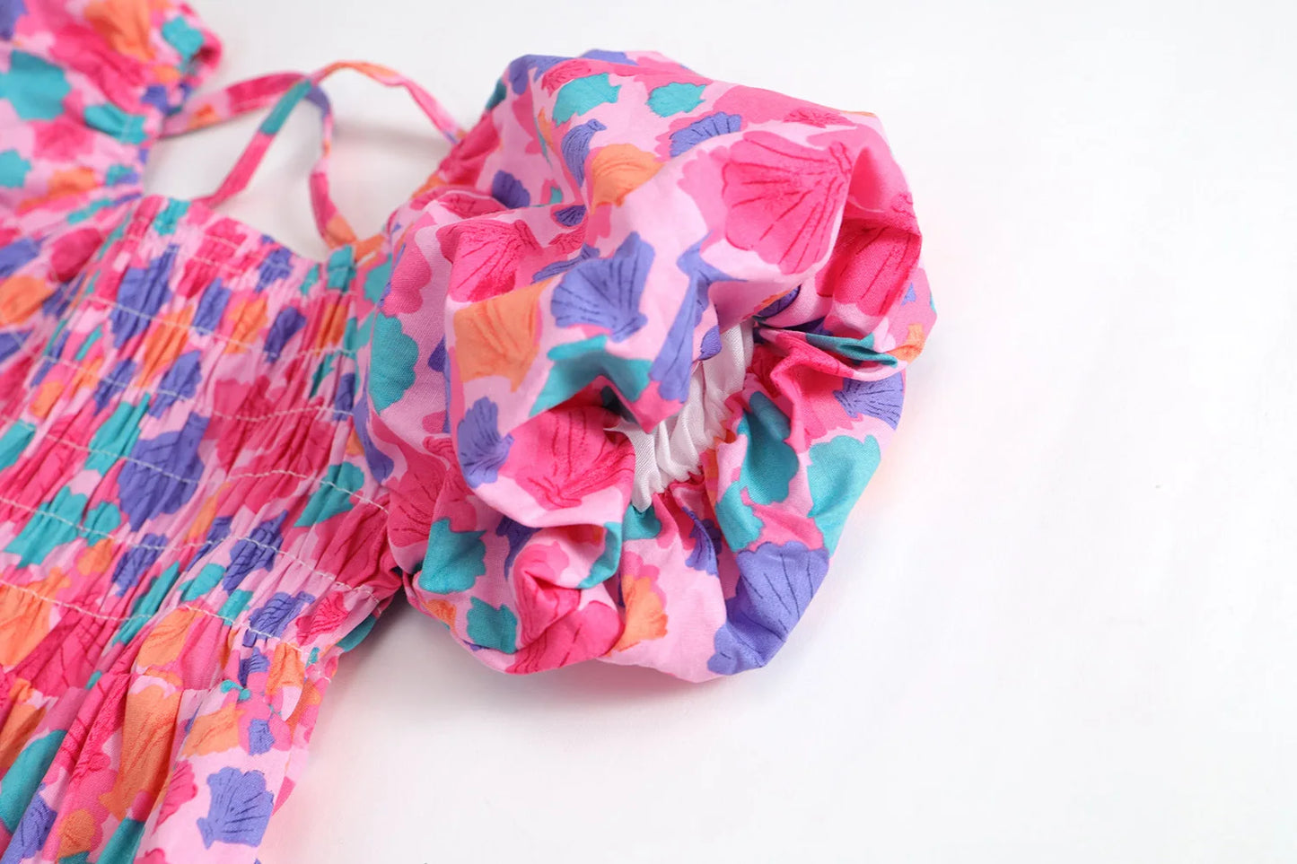 -キッズワンピース 半袖パフスリーブバッククロスワンピース カラフルシェル貝殻プリント【mh0005612】 - mamahalo shop - 半袖ワンピース -  べビー服 - 子供服 - 男の子 - 女の子