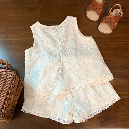 -キッズセットアップ 2点セット ノースリーブブラウス+ショートパンツ レース刺繍フリル - mamahalo shop - ノースリーブセットアップ -  べビー服 - 子供服 - 男の子 - 女の子