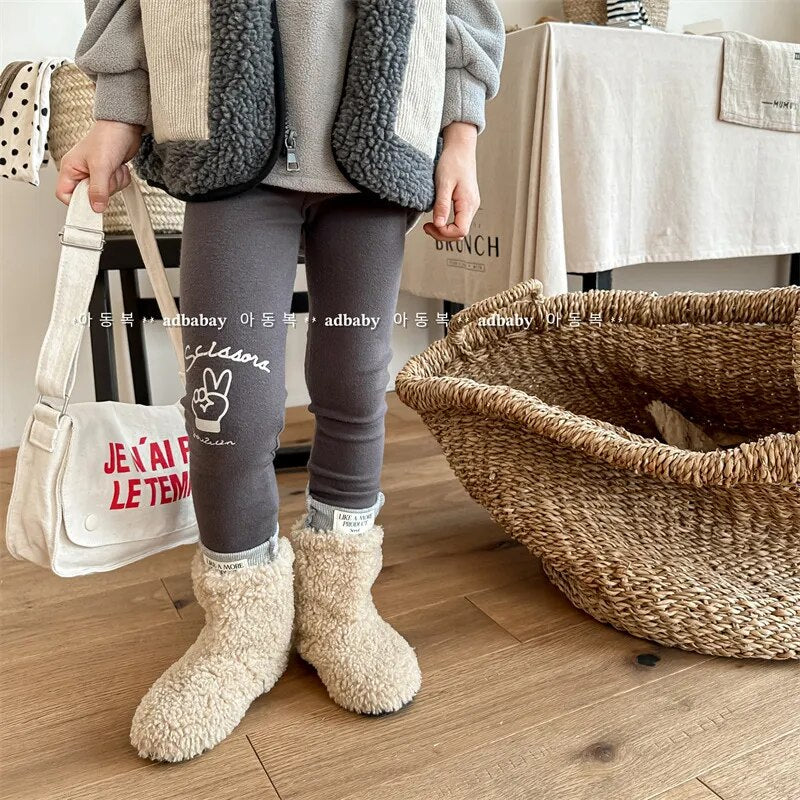 -キッズ レギンスパンツ プリントロゴ アプリコット ダークグレー ブルー 3カラー ユニセックス 男の子 女の子 子供服 - mamahalo shop - レギンスパンツ -  べビー服 - 子供服 - 男の子 - 女の子