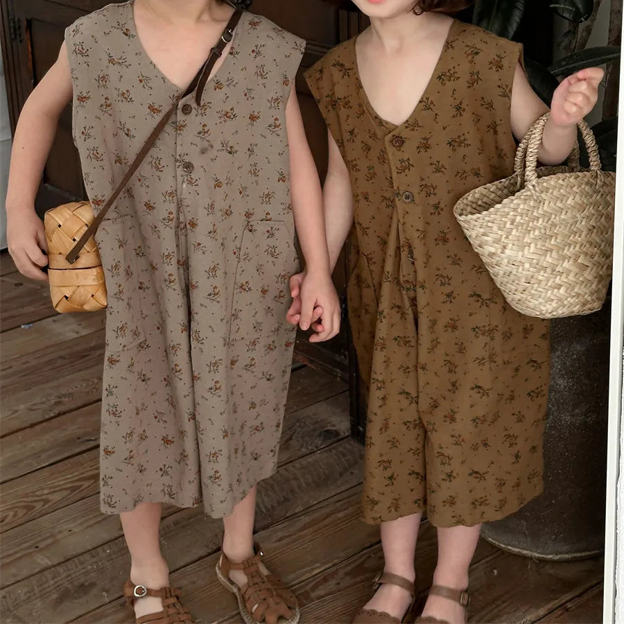 -キッズジャンプスーツ ノースリーブルーズショートつなぎ フラワー花柄プリント 2カラー【mh0006012】 - mamahalo shop - ノースリーブジャンプスーツ -  べビー服 - 子供服 - 男の子 - 女の子